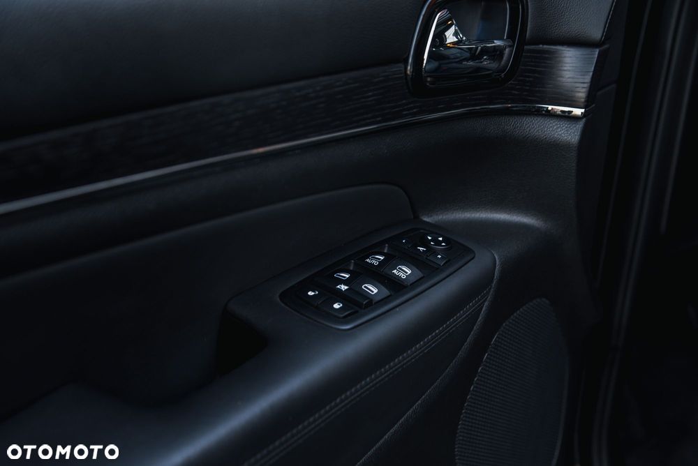 Jeep Grand Cherokee 5.7 V8 HEMI 4WD Automatik Overland - 21