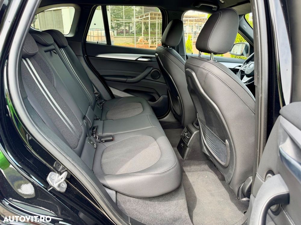 BMW X1 - 13