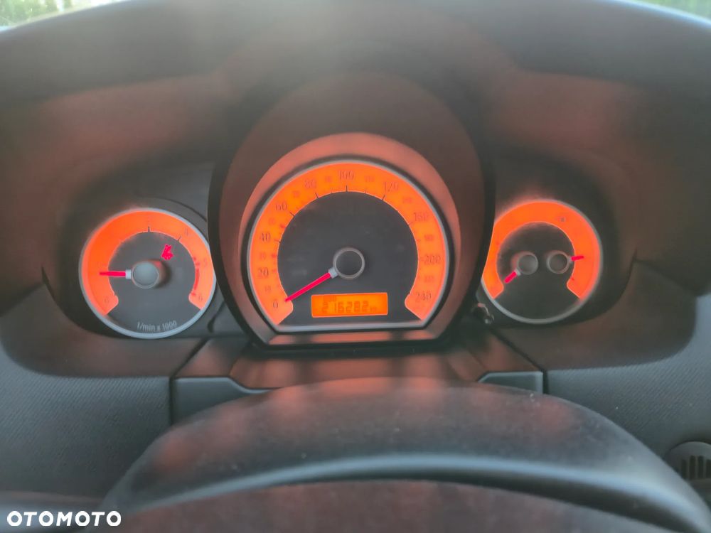 Kia Ceed - 15