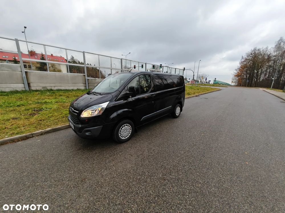 Ford TRANSIT CUSTOM - 1