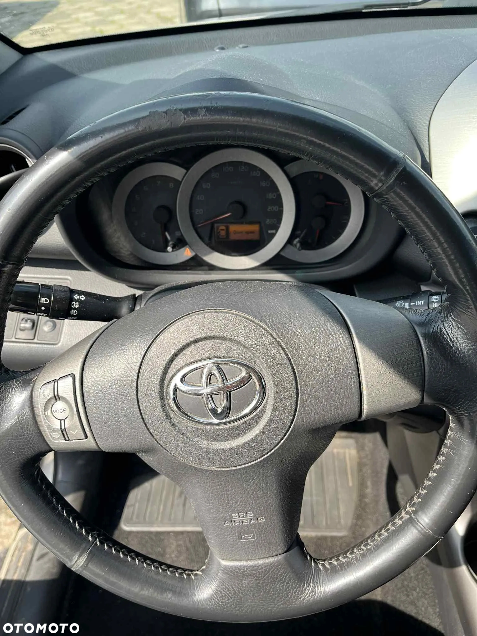 Toyota RAV4 - 28