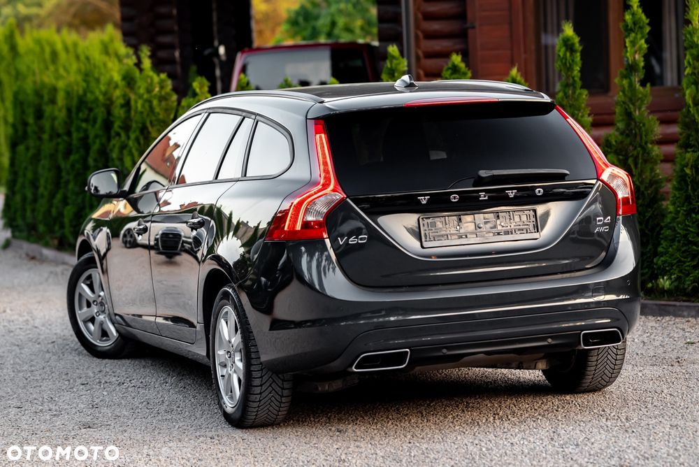 Volvo V60 D4 AWD Geartronic Momentum - 7
