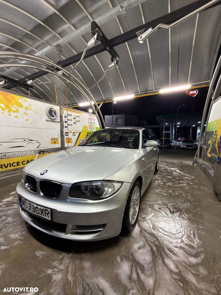 BMW Seria 1 120d - 12