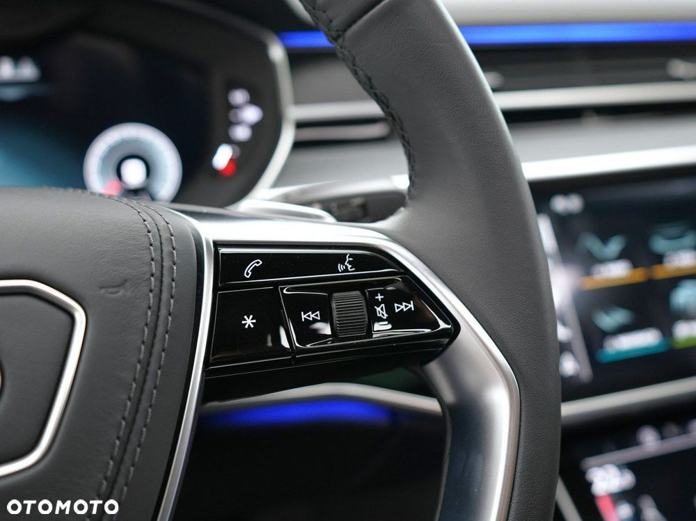 Audi A8 - 21