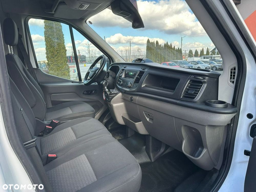 Ford Transit - 17