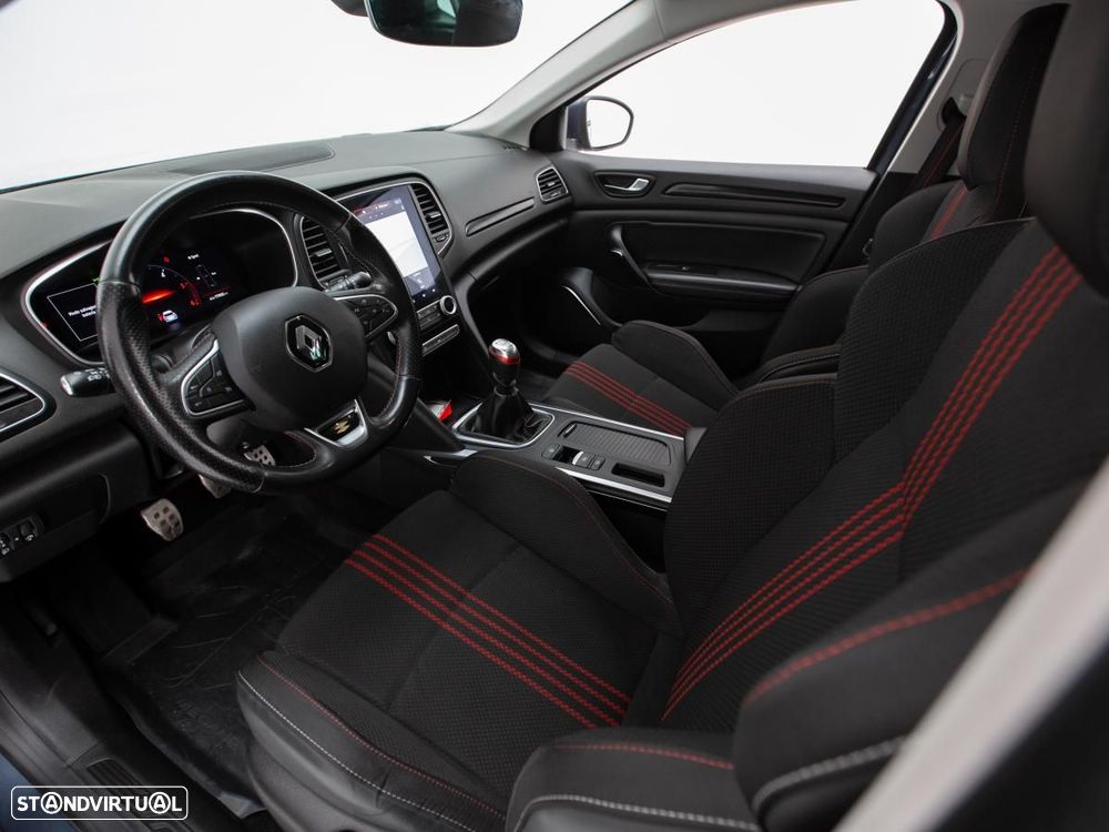 Renault Mégane Sport Tourer 1.5 Blue dCi R.S. Line — fotografia 6
