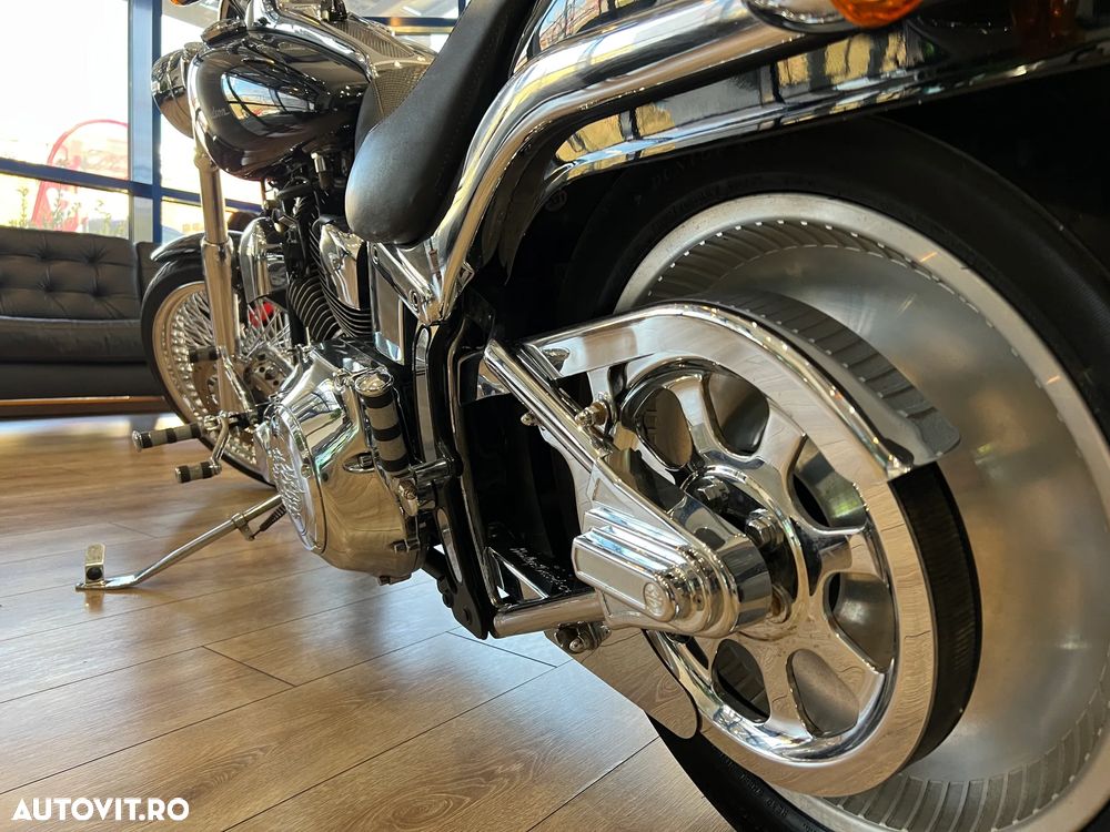 Harley-Davidson FXSTD Softail Deuce - 18