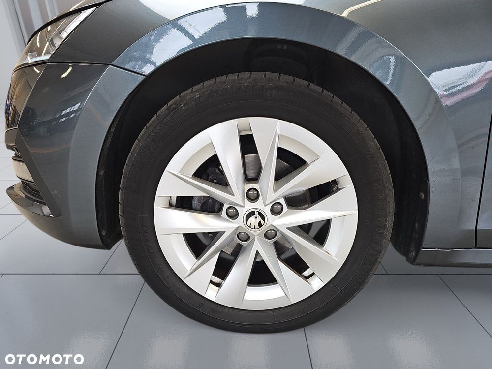 Skoda Octavia 2.0 TDI Ambition DSG - 35