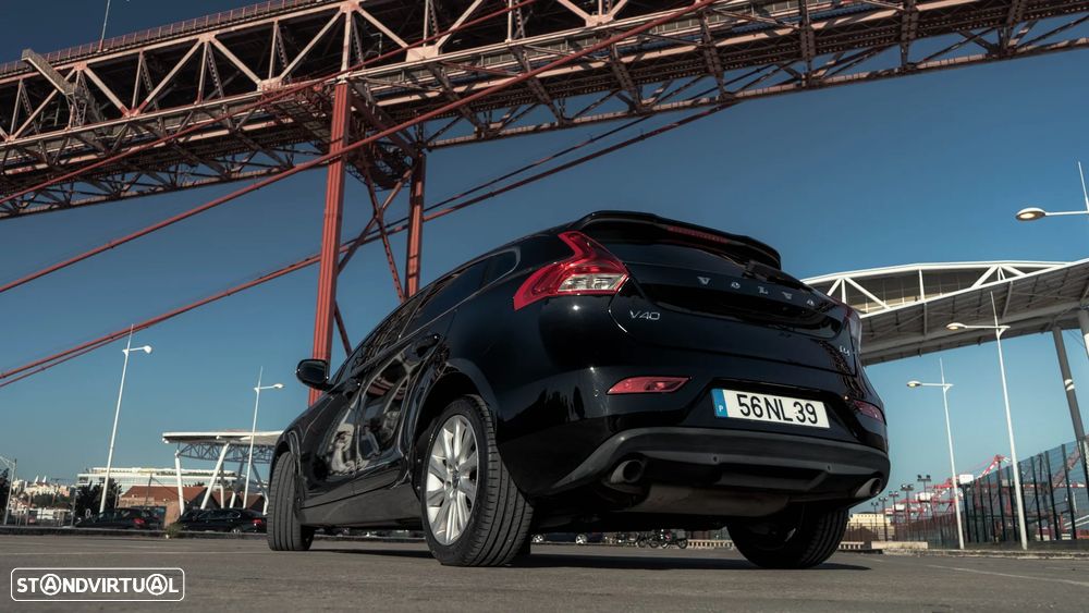 Volvo V40 2.0 D4 Summum - 10