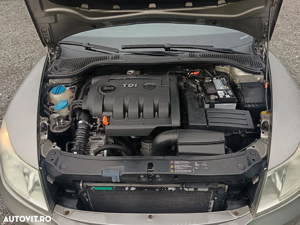 Skoda Octavia 2.0 TDI DPF Ambition - 9
