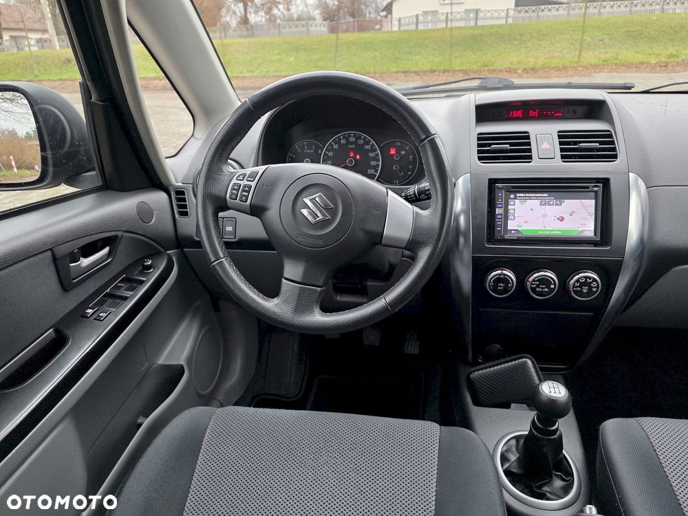 Suzuki SX4 1.6 VVT 4x2 Comfort - 22