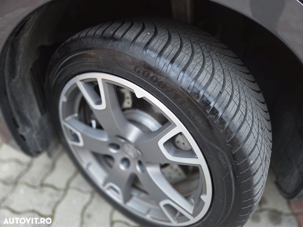 Maserati Levante Q4 GranLusso - 20