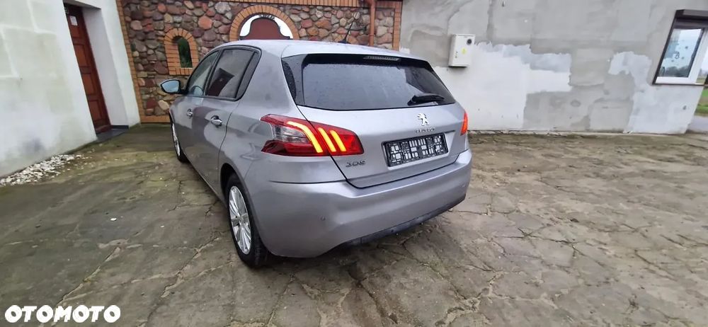 Peugeot 308 - 4