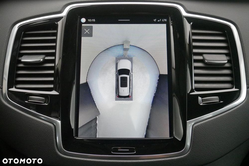 Volvo XC 90 - 25