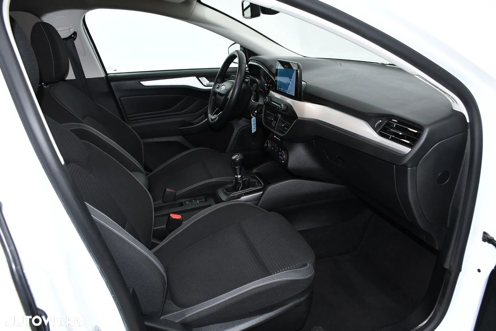 Ford Focus 1.5 EcoBlue Connected - 13