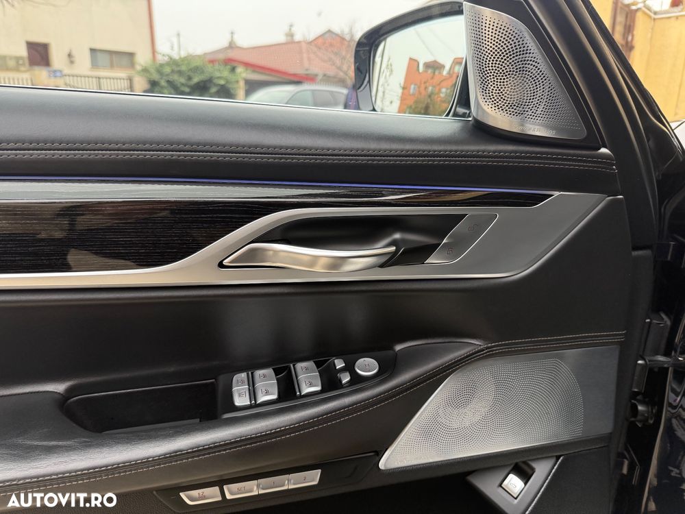 BMW Seria 7 750d xDrive - 8