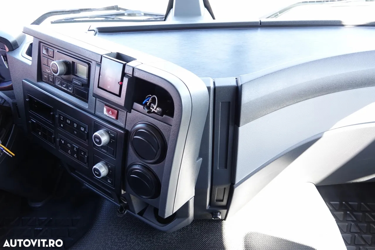 Renault C 460 / 8x4 / BASCULANTE + HIDROBOARD / BORDMATIC / MEILLER KIPPER / EURO 6 - 28