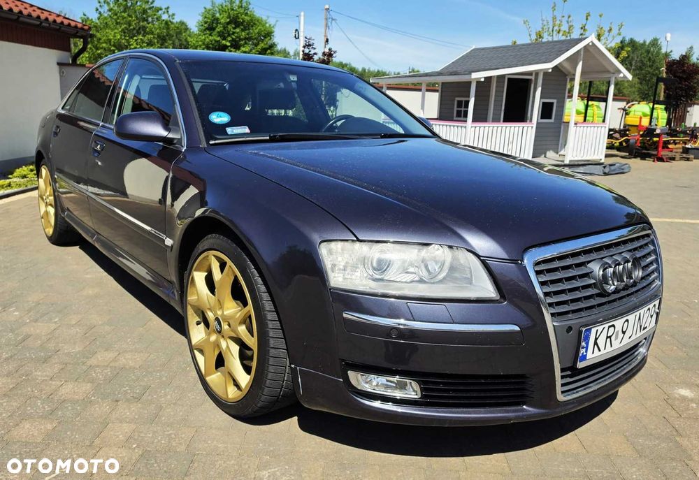 Audi A8 - 2