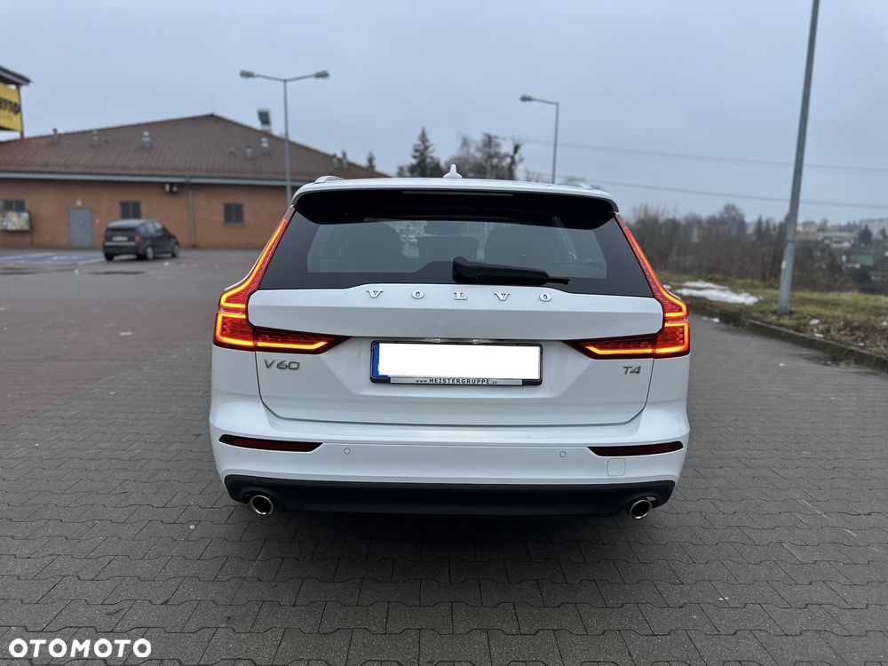 Volvo V60 T4 Geartronic Momentum Pro - 3