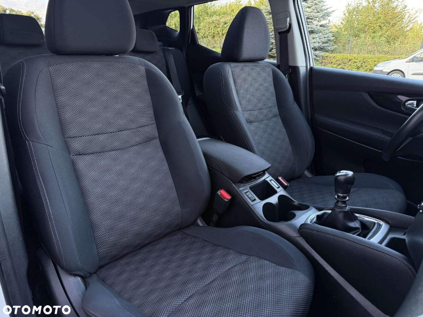 Nissan Qashqai 1.6 DIG-T Tekna - 29