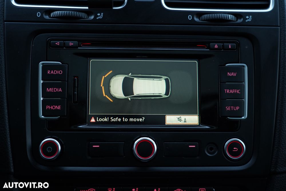 Volkswagen Golf Variant 2.0 TDI DPF DSG Highline - 28