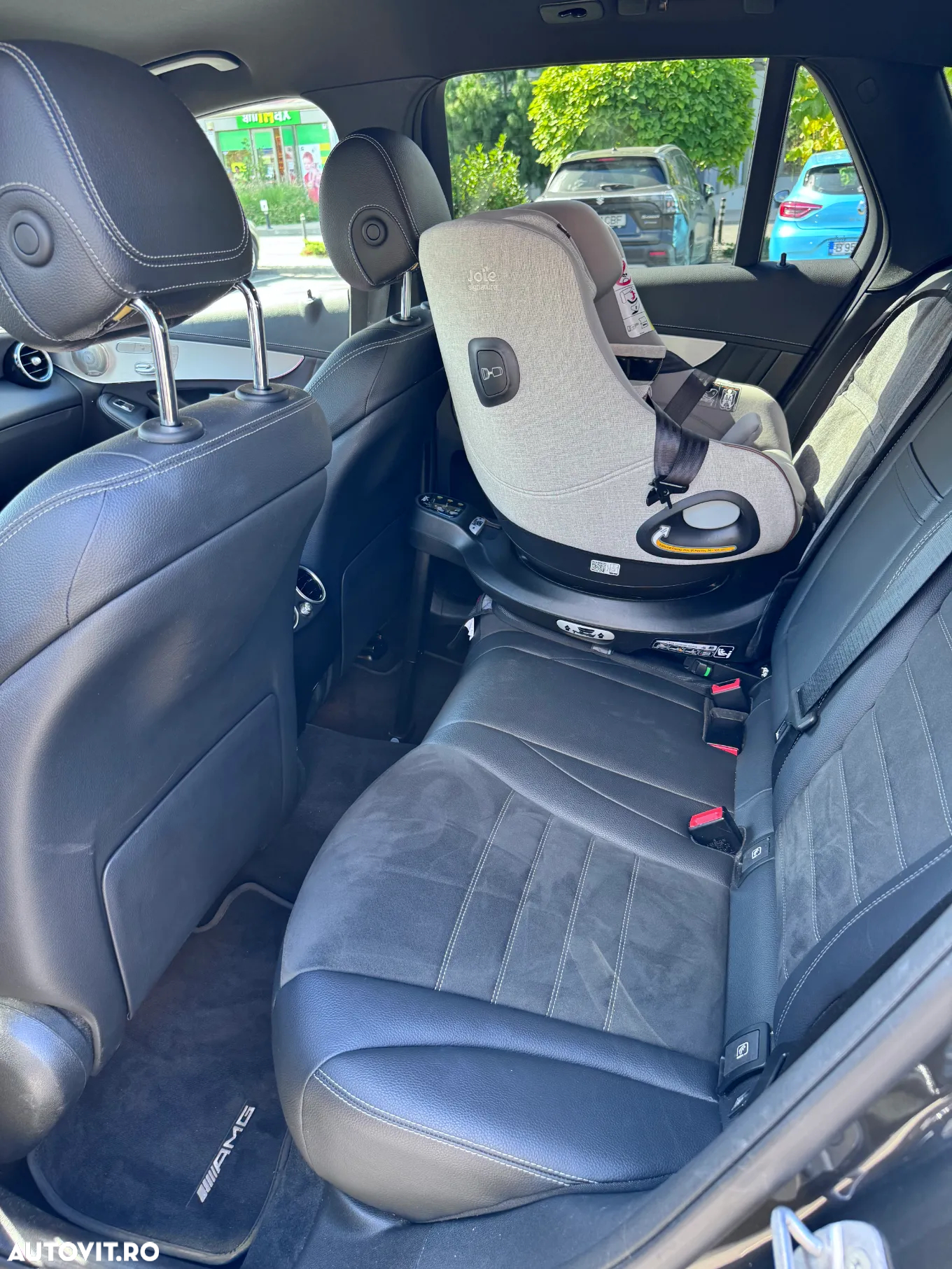 Mercedes-Benz GLC 300 e 4MATIC - 18
