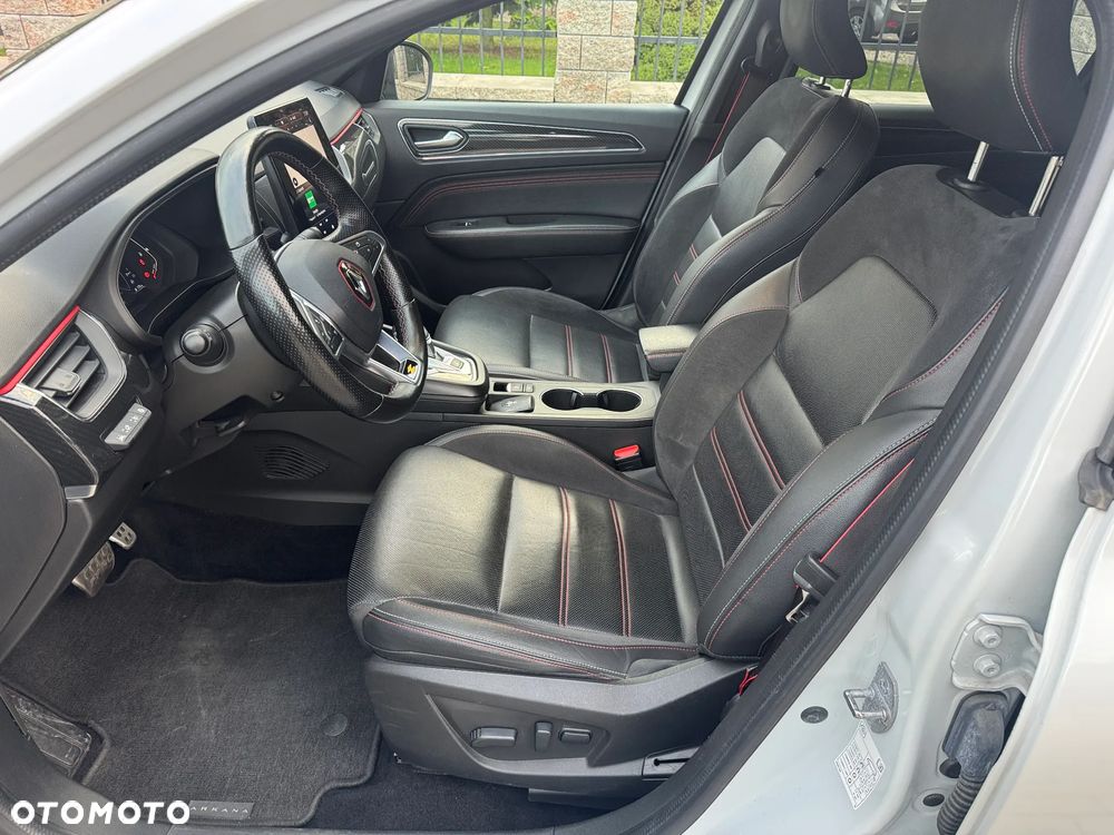 Renault Arkana E-TECH 145 R.S.LINE - 13