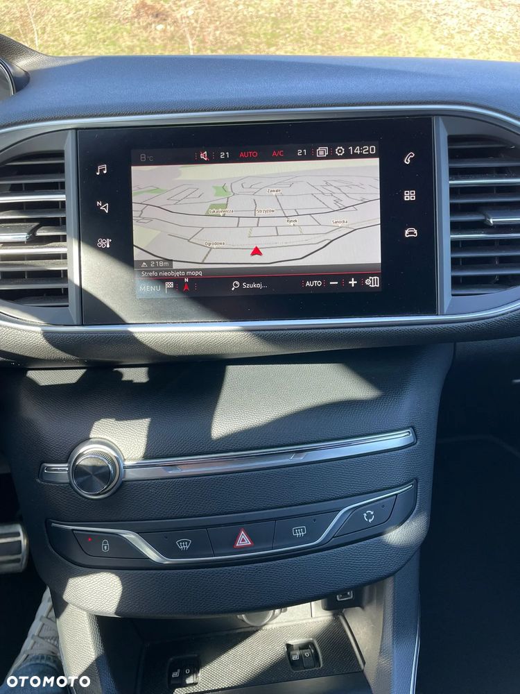 Peugeot 308 BlueHDi FAP 180 EAT8 Stop & Start GT - 16