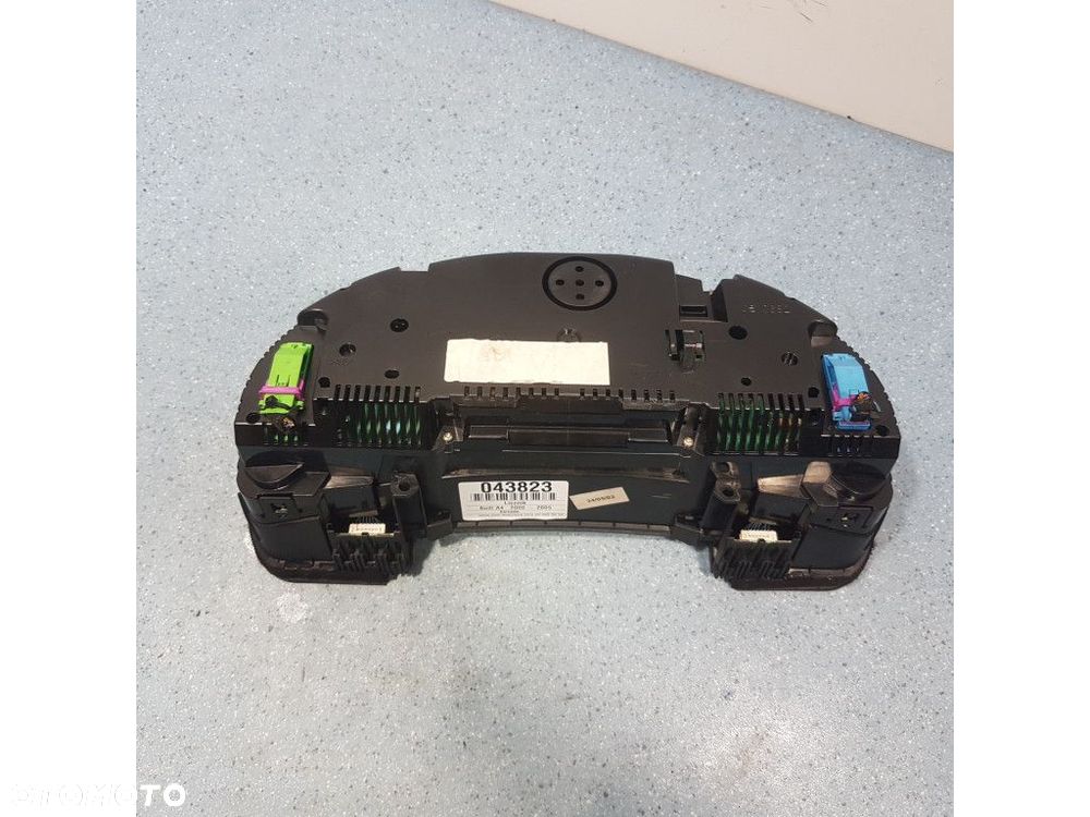 AUDI A4 B6 1.9 TDI AWX LICZNIK 8E0920900K - 2