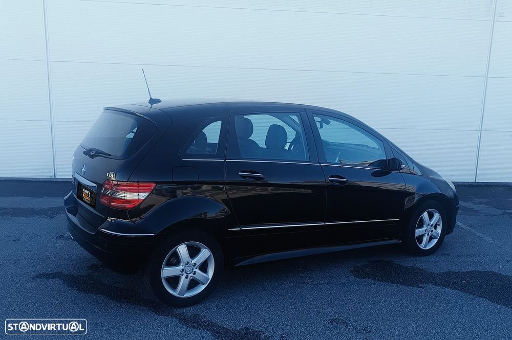 Mercedes-Benz B 180 CDi - 2