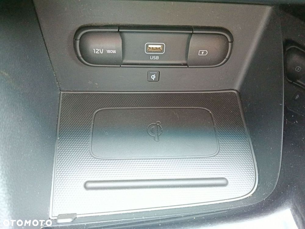 Kia Niro 1.6 GDI Hybrid Business Line - 29