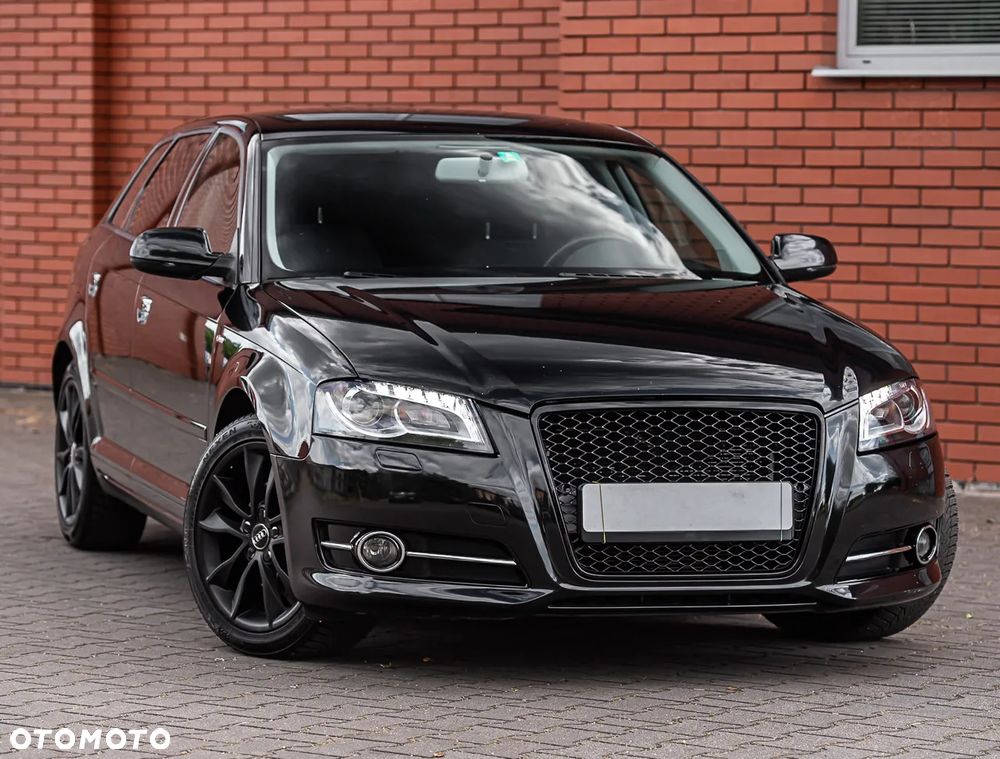 Audi A3 Sportback - 1