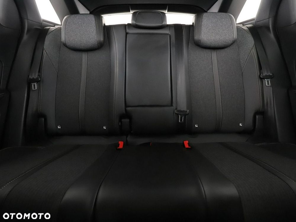 Peugeot 3008 2.0 BlueHDi Allure S&S - 19