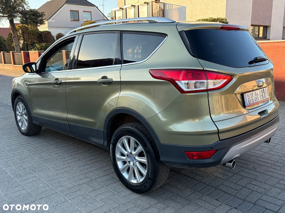 Ford Kuga 2.0 TDCi 2x4 Titanium - 5