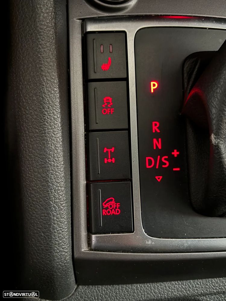 VW Amarok 2.0 BiTDI Auto Highline - 15