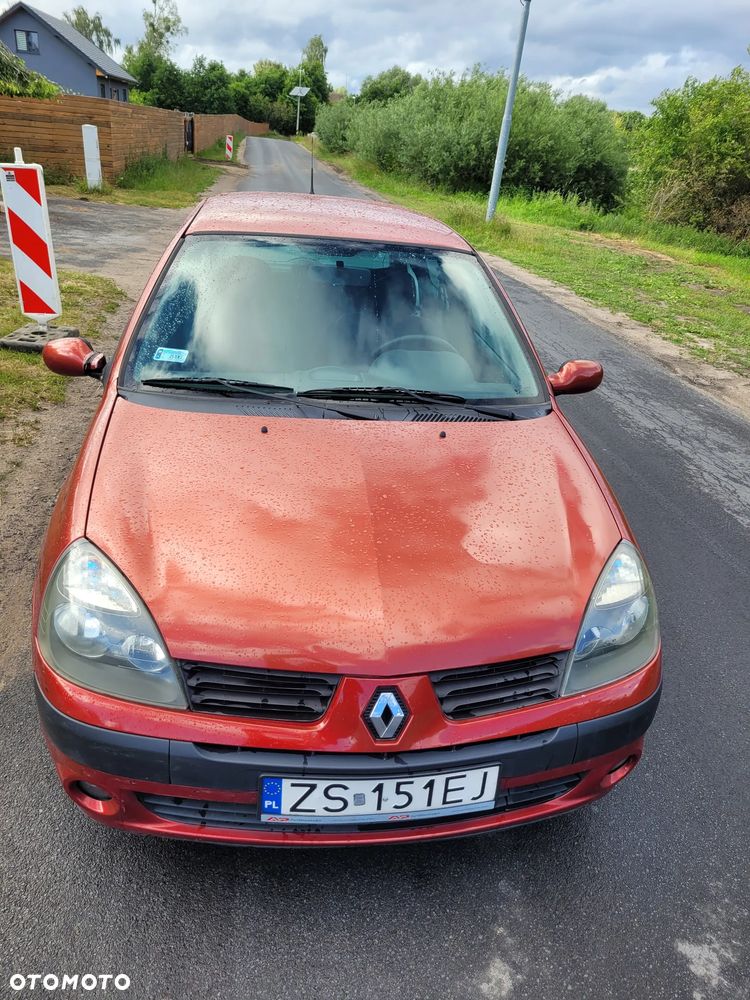 Renault Clio 1.2 16V Authentique - 21