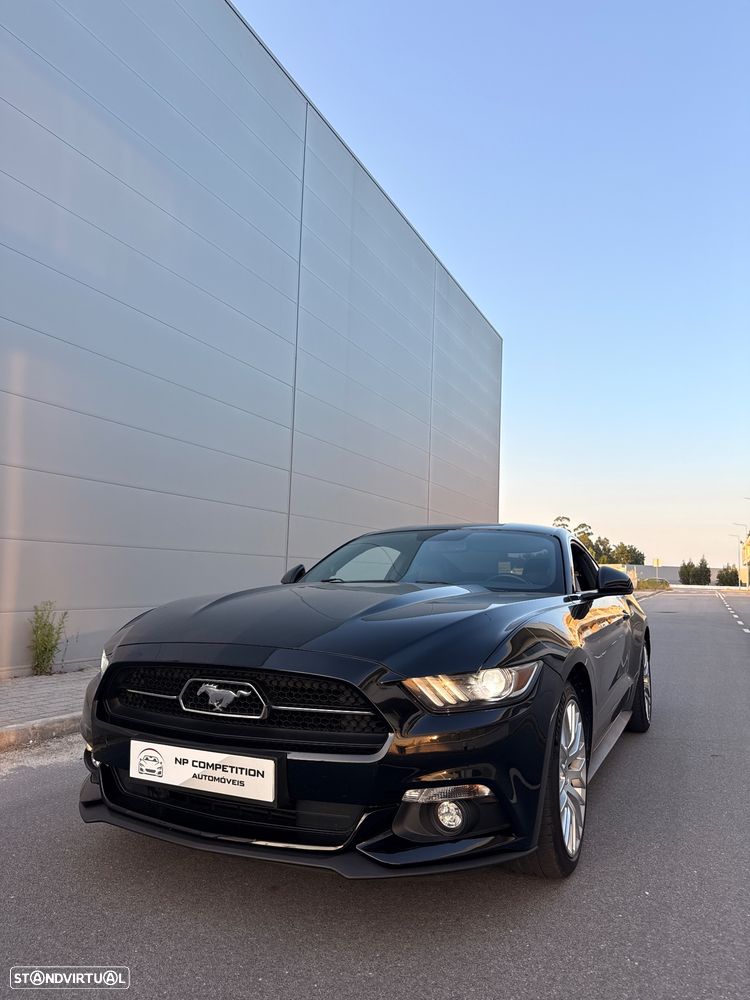 Ford Mustang 2.3i EcoBoost - 13