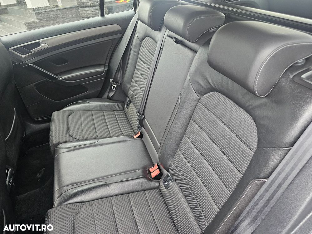 Volkswagen Golf 1.6 TDI BlueMotion Technology DSG Comfortline - 6