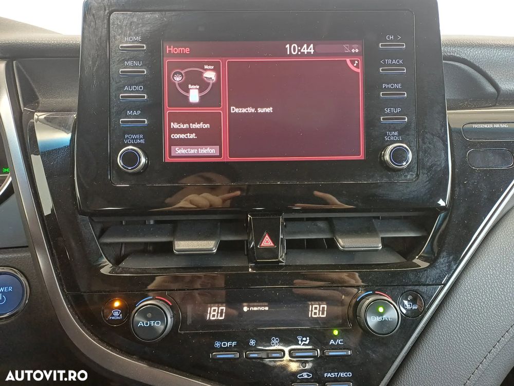 Toyota Camry 2.5 Exclusive - 18