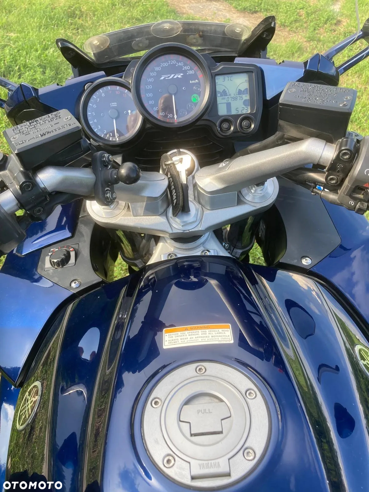 Yamaha FJR - 2