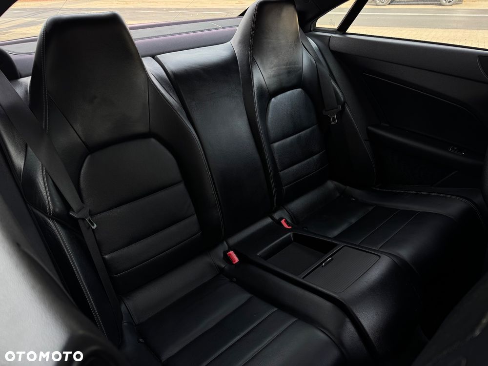 Mercedes-Benz Klasa E 220 (BlueTEC) d Coupe 9G-TRONIC - 19
