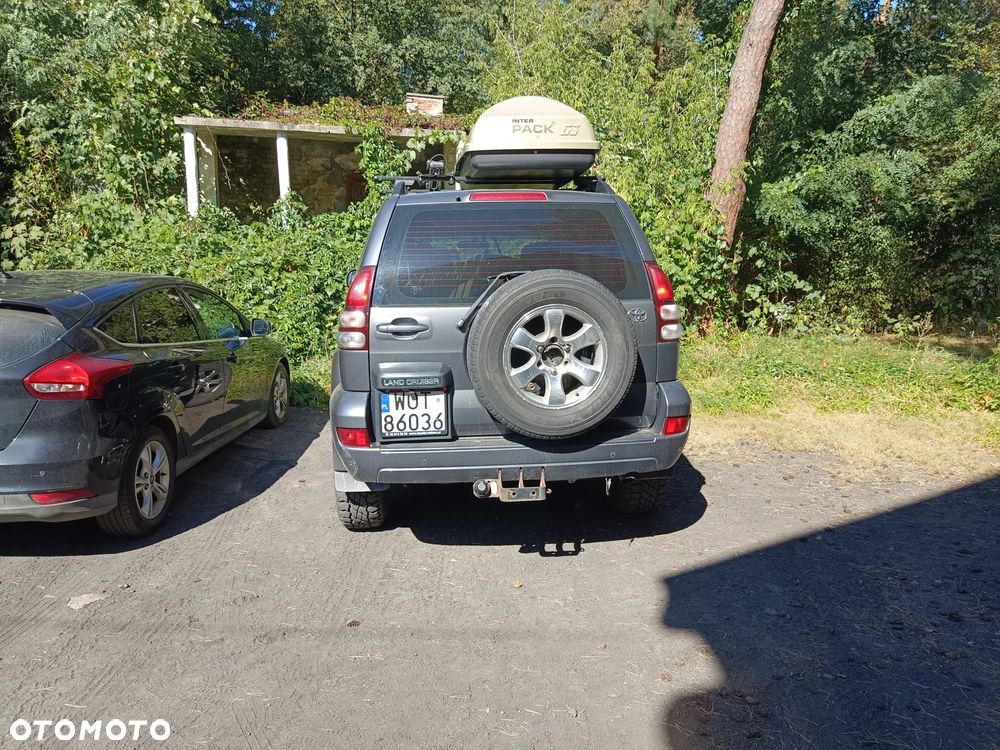 Toyota Land Cruiser - 25