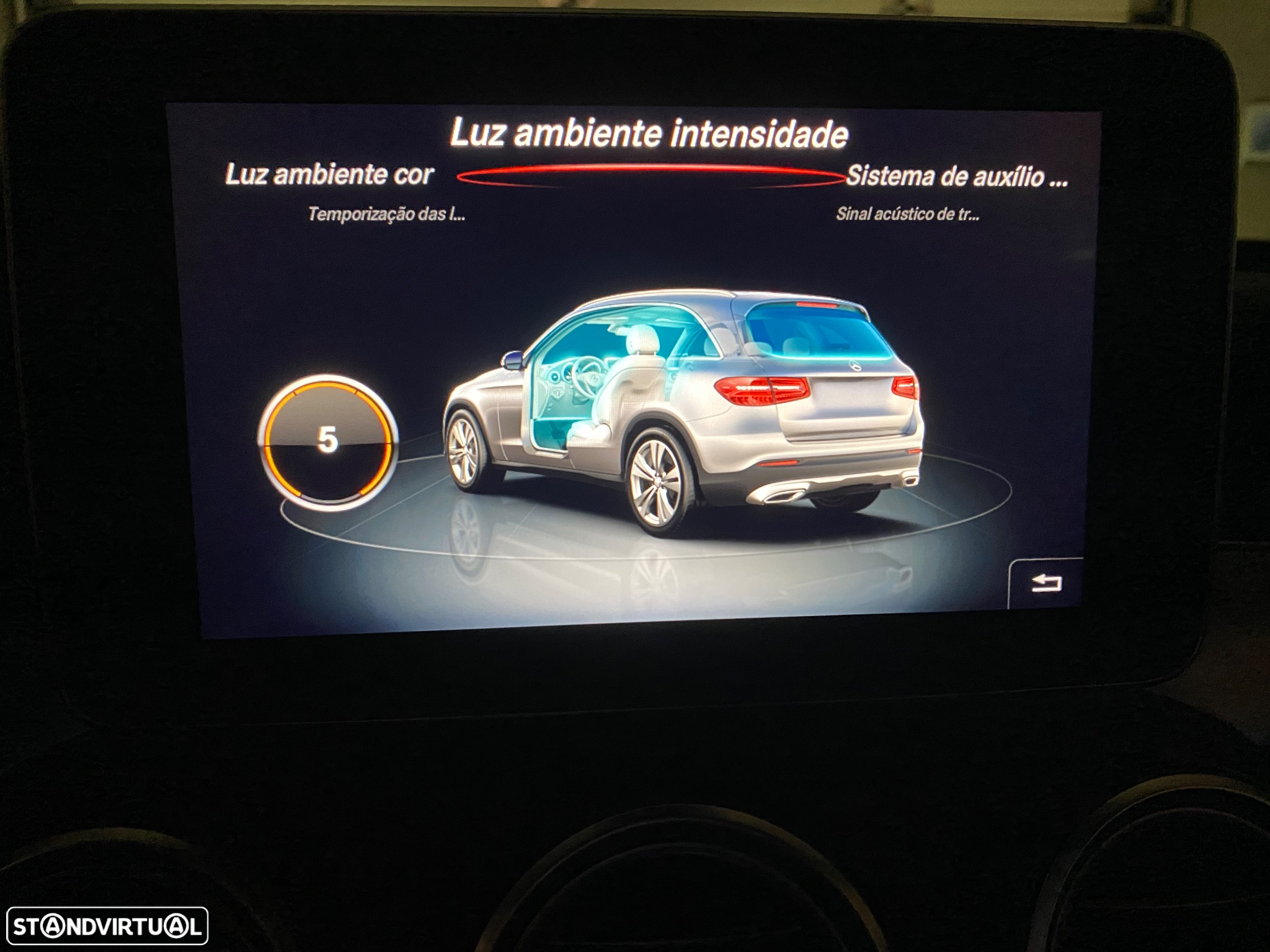 Mercedes-Benz GLC 250 d 4Matic 9G-TRONIC AMG Line - 41
