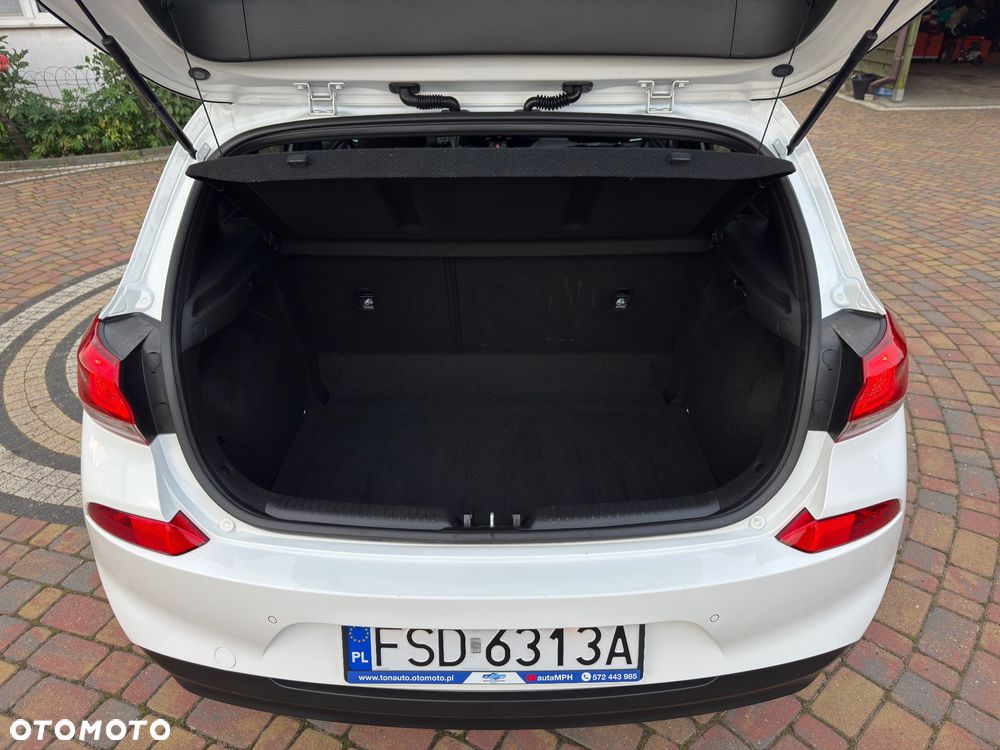 Hyundai i30 1.4 Passion Plus - 18