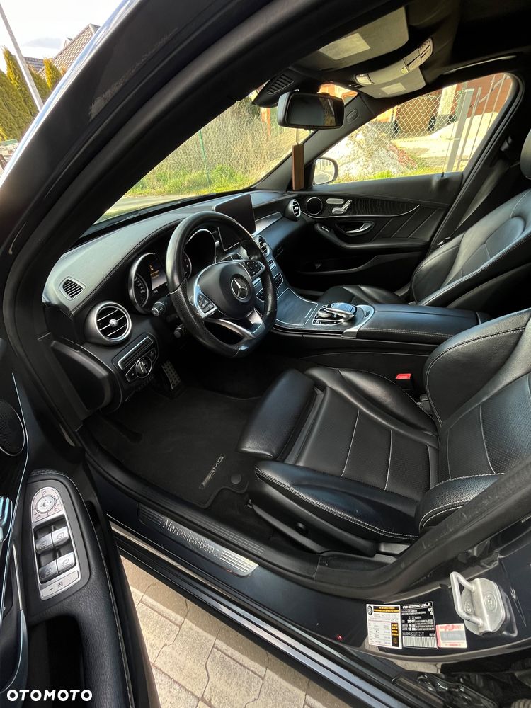 Mercedes-Benz Klasa C 300 7G-TRONIC AMG Line - 9