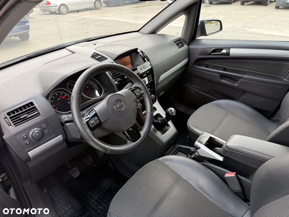 Opel Zafira 1.8 Cosmo - 5