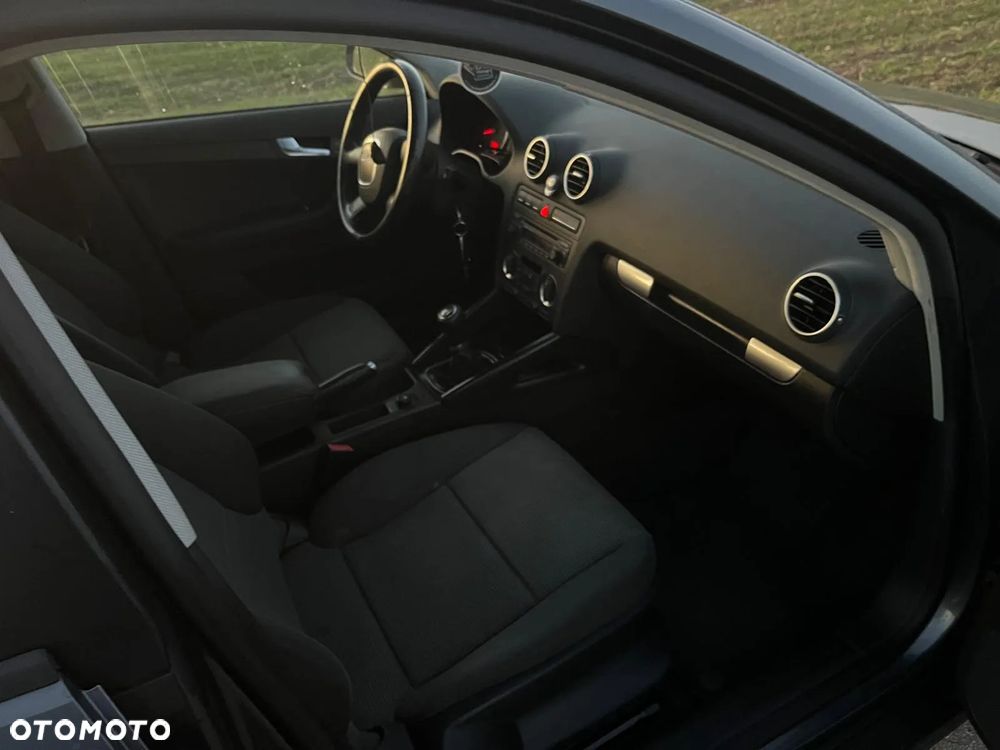 Audi A3 Sportback - 31