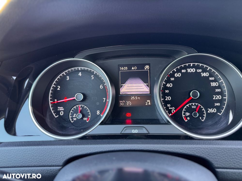 Volkswagen Golf 1.5 TSI OPF R-Line - 18
