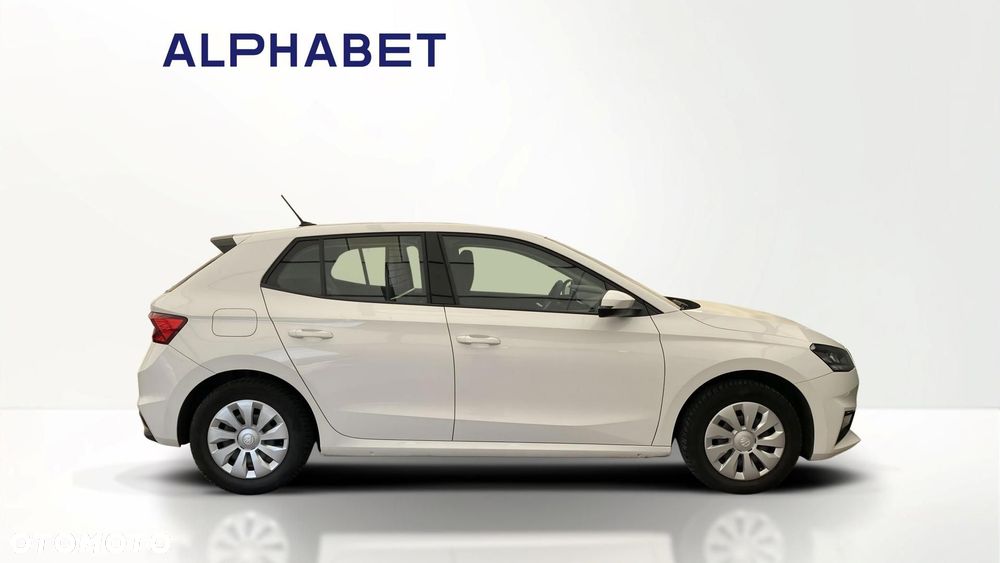 Skoda Fabia 1.0 Essence - 6