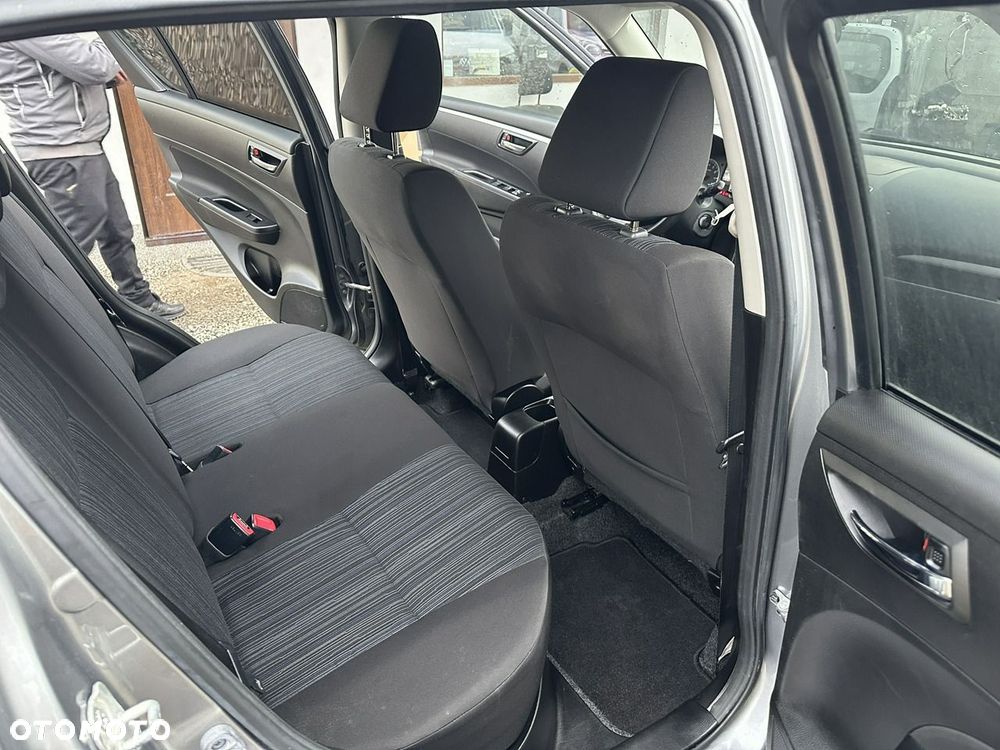 Suzuki Swift - 6